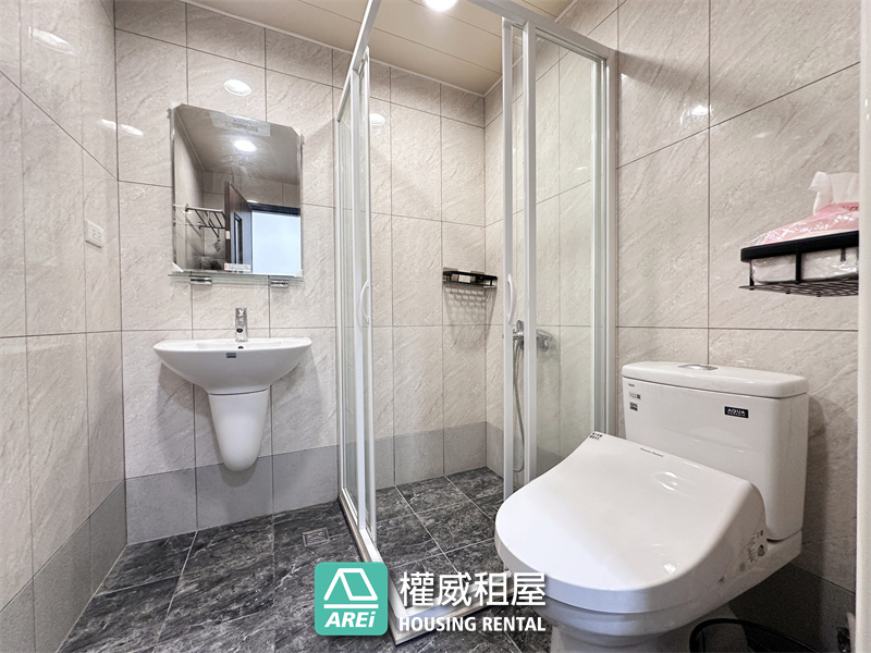 高醫商圈｜郡都當代｜高樓層感白色系風格兩房