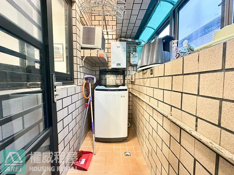 高鐵MRT富麗國翻新正2房可租補