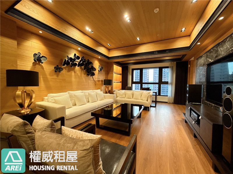 🏰美術館國王傳奇2｜泳池奢華名邸｜稀有3+1房平車