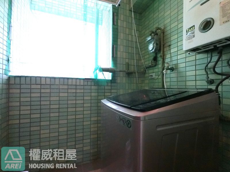 巨蛋博愛100 | 高樓景觀 | 2房可租補