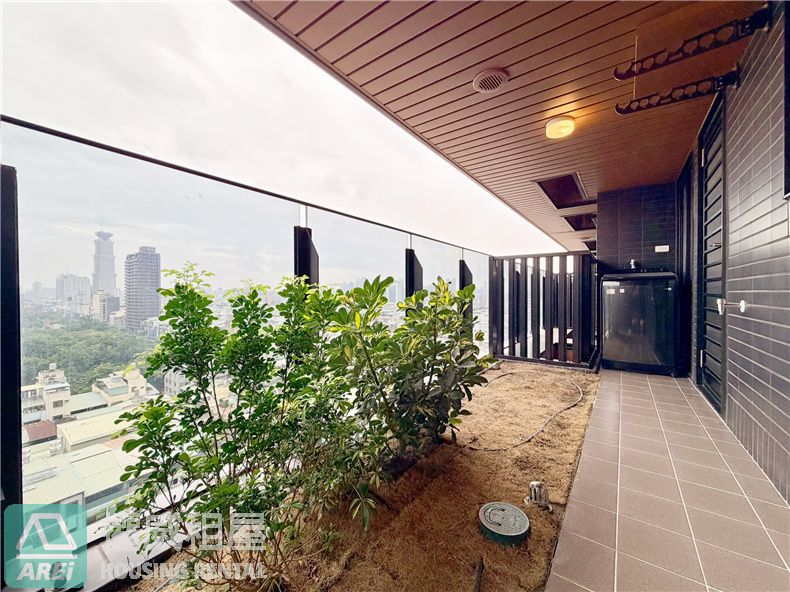 後驛MRT興富發博愛全新明亮麗緻正2房