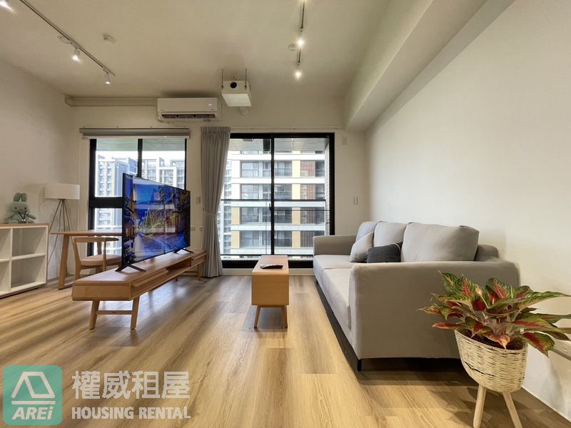 東區研森全新採光無印2+1房平車