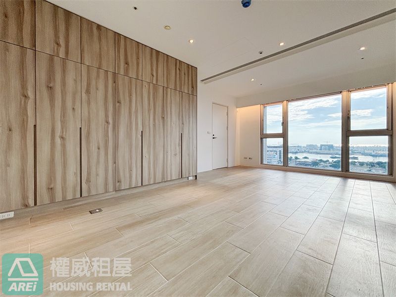 亞灣領袖入席港景制震豪邸｜大船入港3+1房平車