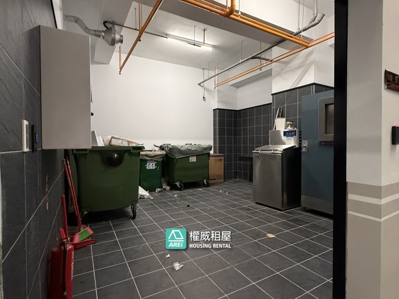 高大特區 崑庭馥御｜三房平車｜邊間高樓層