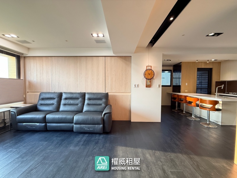 楠梓京城樂活｜絕美海景｜兩房大平車