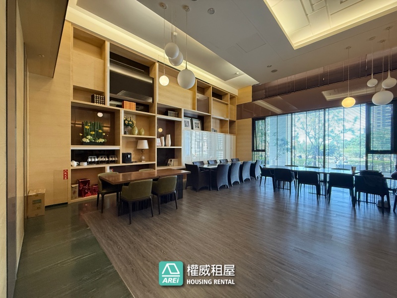 楠梓京城樂活｜絕美海景｜兩房大平車