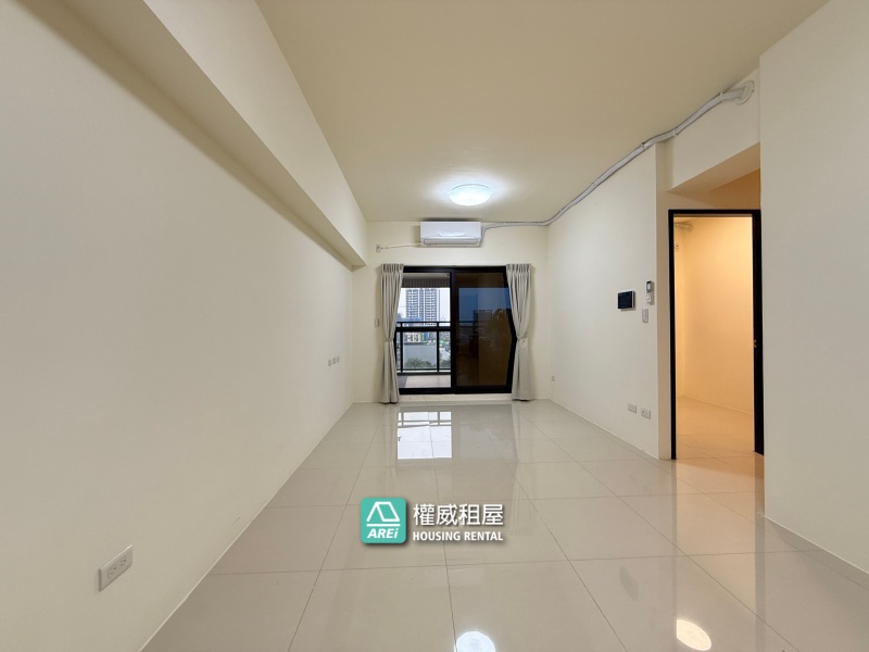 崑庭馥御｜永久棟距極簡風格｜3房平車