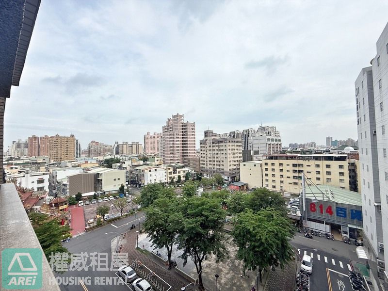 義華機能商圈卡第亞前後陽台採光大兩房車位