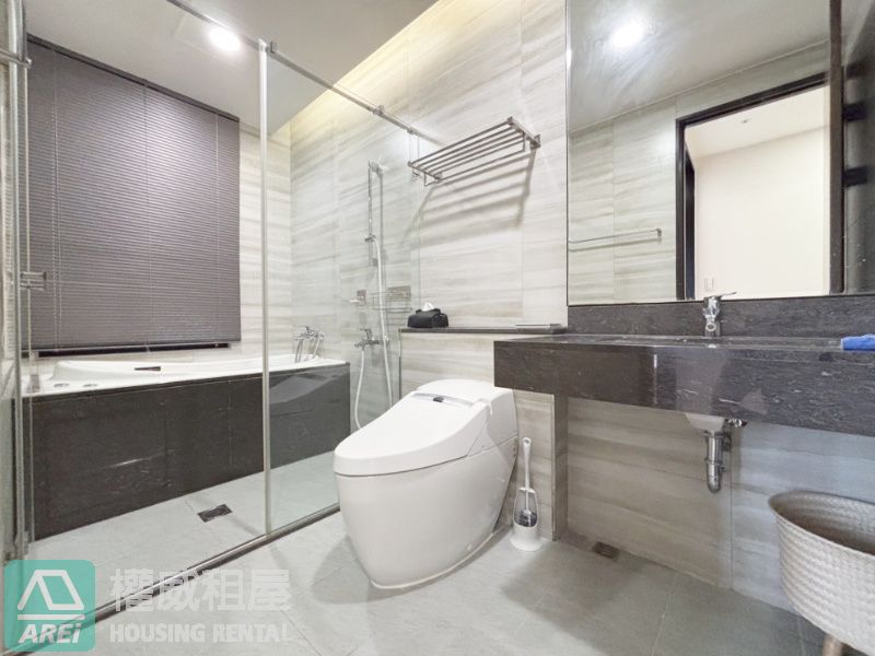 城揚新驛城精緻一大房平車