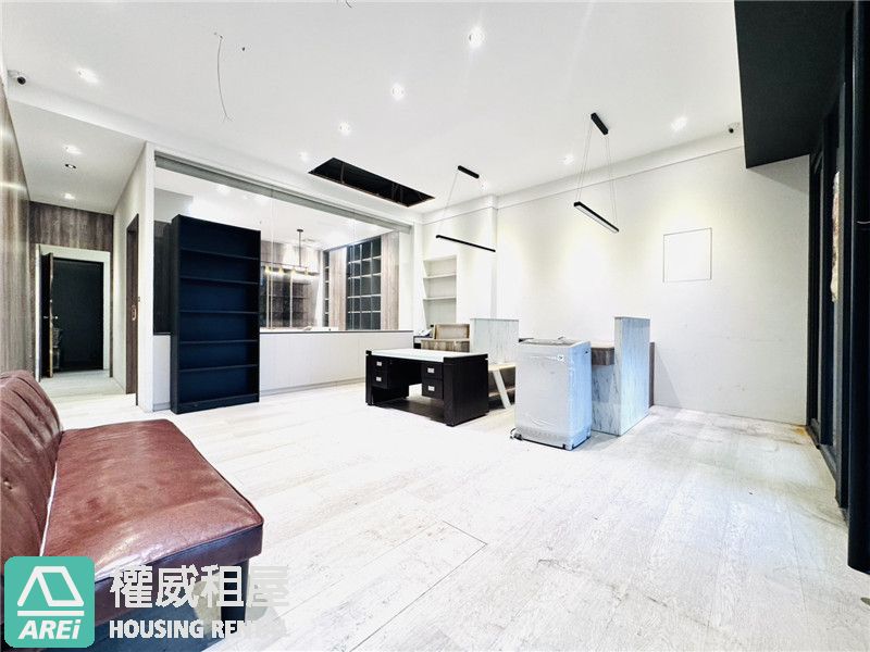 R9中央公園｜美麗島雙捷．近新崛江大坪數五樓透天店面
