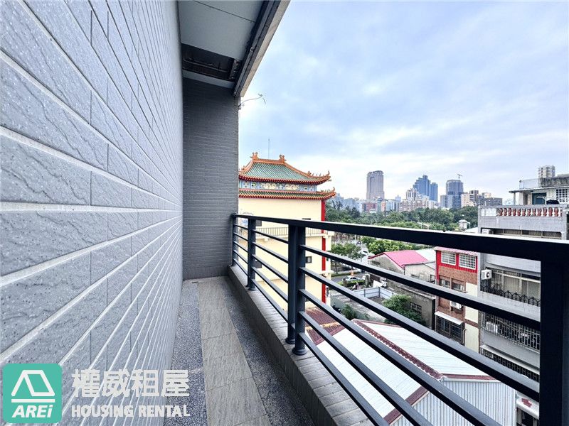 R9中央公園｜美麗島雙捷．近新崛江大坪數五樓透天店面