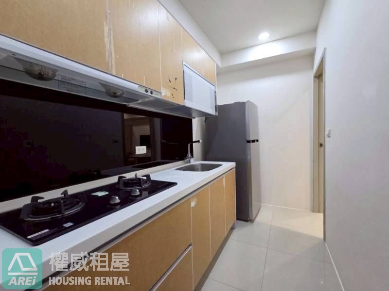 可租補x輕軌高雄高工x高樓景觀宅x邊間大面寬採光x和築豐光