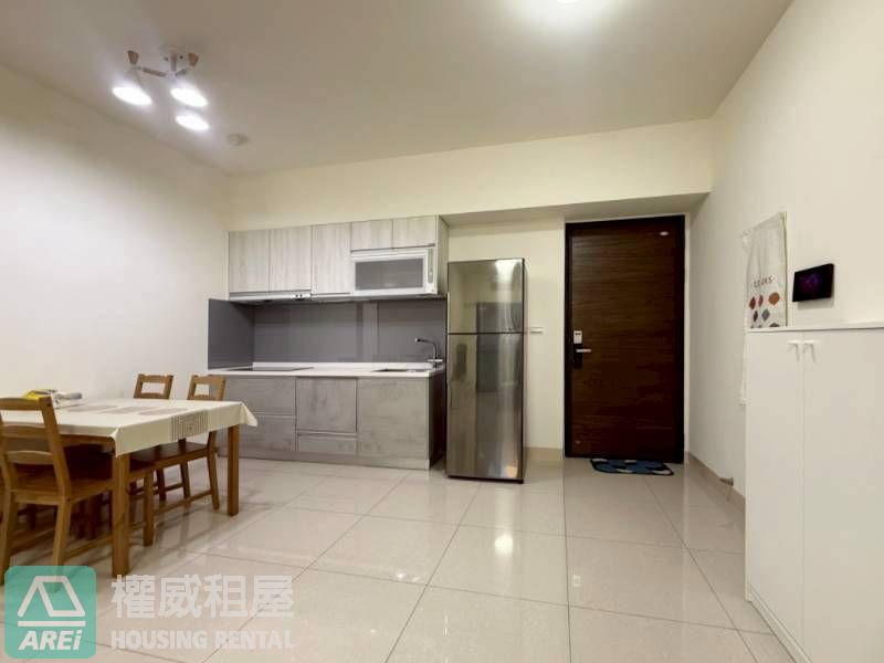 璟都心｜高醫商圈｜十全熱河商圈｜三房傢俱齊全