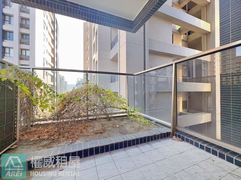 巨蛋商圈ihome 5⭐雙陽台採光2+1房機械平車