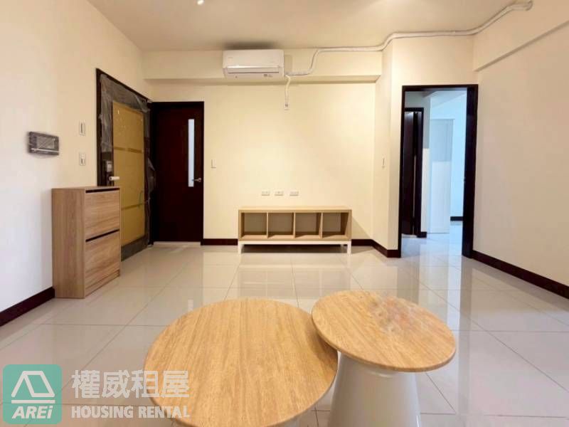 高大特區| 華雄交響曲| 河畔首排| 全新兩房平車含管