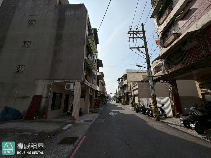 文華國小 | 鳳山翻新透天 | 7房4衛 |可租補可寵