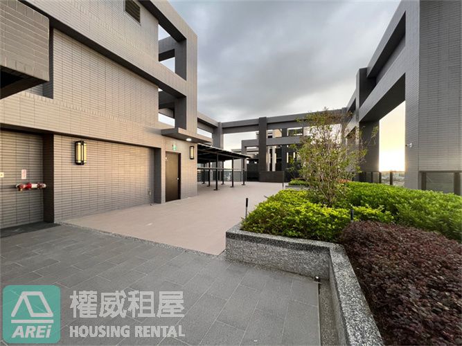 台積電星捷座簡約2+1房平車可租補