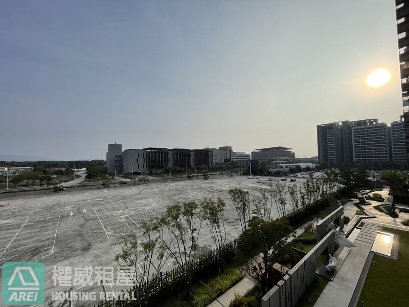 高鐵站遠雄明日讚無印2+1房平車可租補