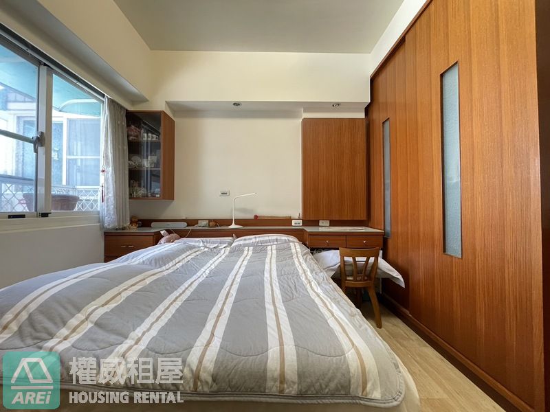 大樂商圈舒伯特採美式鄉村三房平車