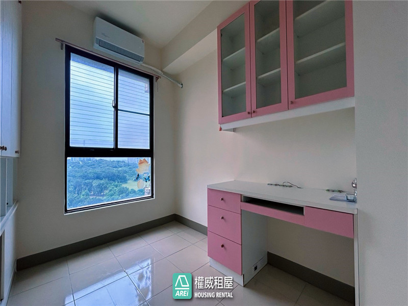 楠梓大四房空屋可寵家具可談