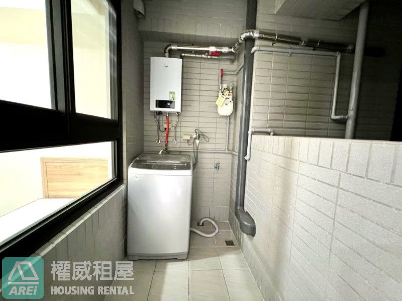 鳳凰信義|全新未住兩房兩衛+車位|可租補