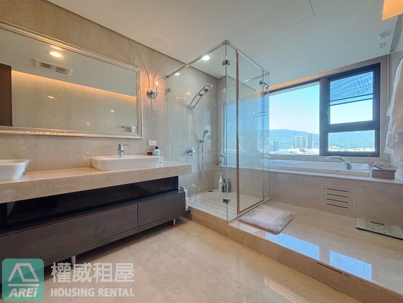 鼎宇美術之星|雙面採光|三套房雙平車