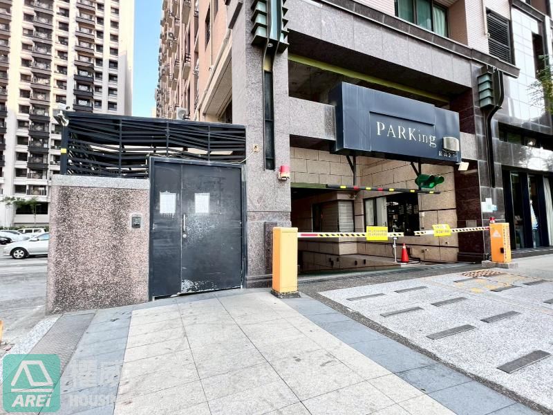 🏡 美術館|印象巴黎|1房+1衛有浴缸|平車