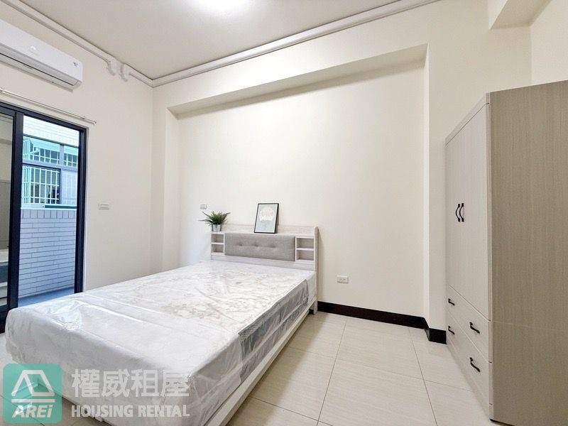 仁武皇家美墅精品四層雙車墅傢俱全