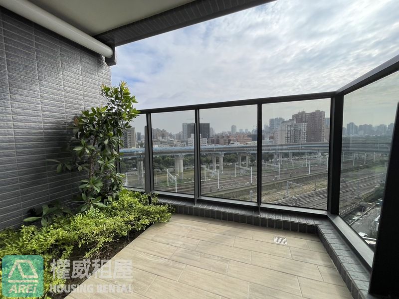 🚆開遠諾金｜三鐵共構｜採光都會宅2房車位