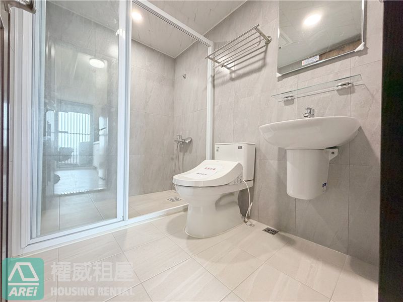 後勁MRT郡都科楠全新溫馨2房車位