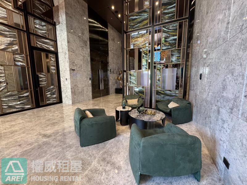 保泰一品｜鄰角窗黃金店鋪