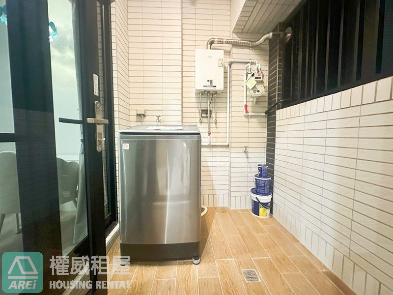 美術館惟美術精緻2房車位可寵可租補