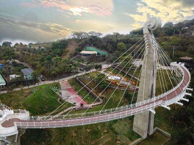 鳳凰信義| 岡山捷運宅| 兩房可租補| 樂購百貨x高醫岡山醫院