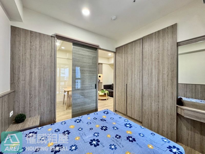 愛河畔風光💘愛情河左岸日式無印風2房