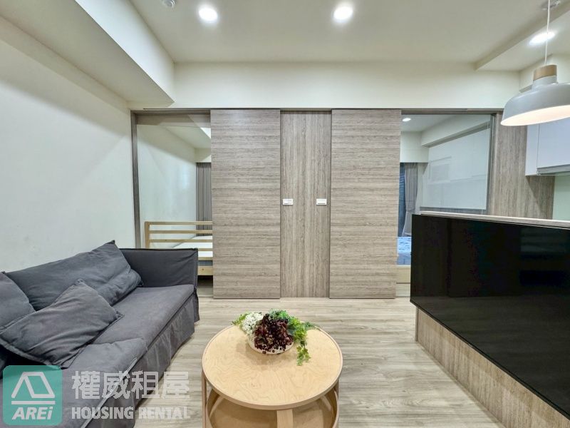 愛河畔風光💘愛情河左岸日式無印風2房