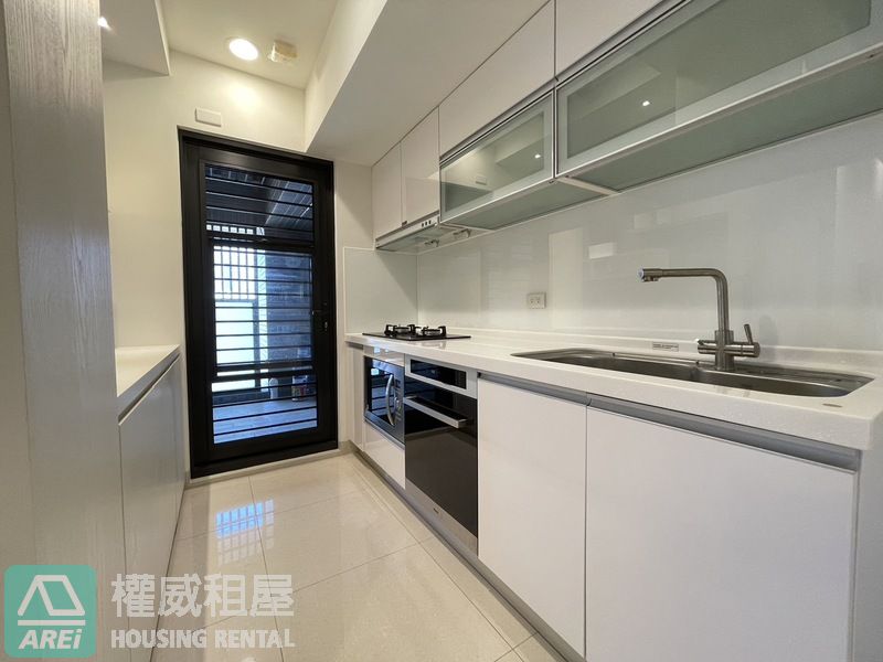 中都上美術樣品屋2+1房平移車位租補