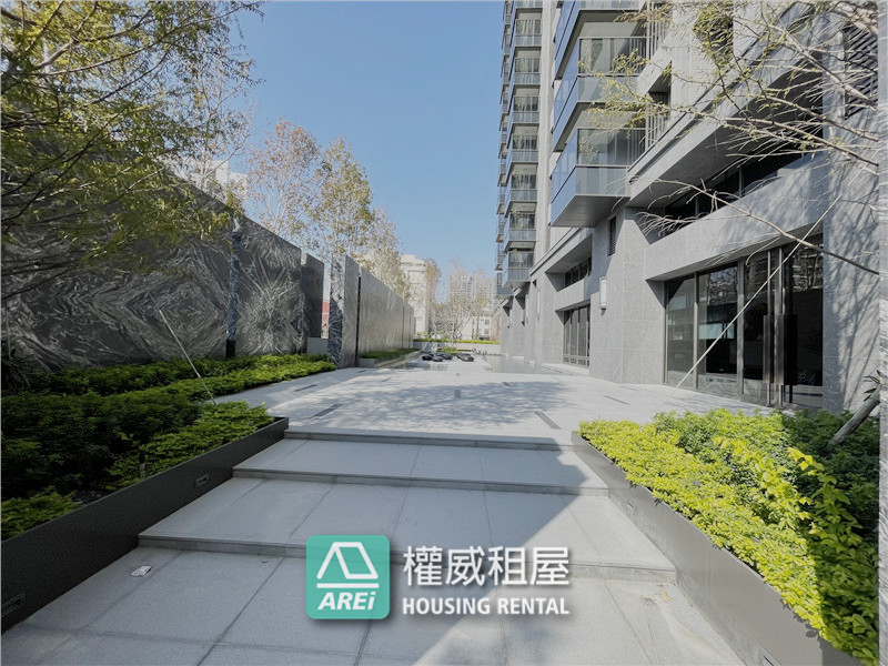 中都上美術樣品屋2+1房平移車位租補