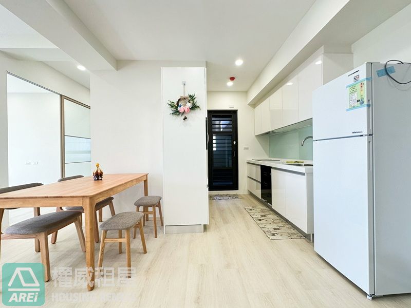 台南良勳森悅採光全新2+1房平車可租補