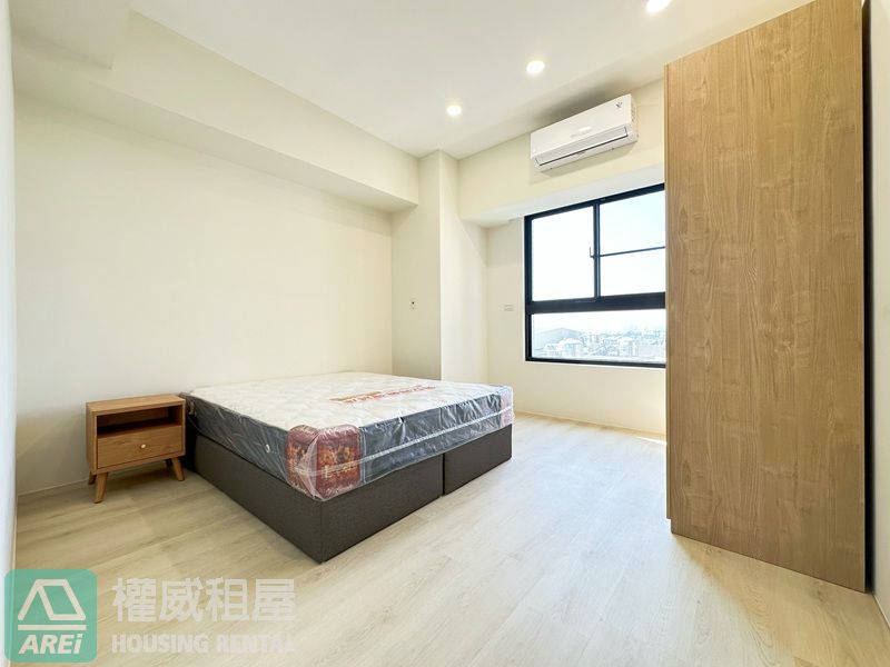 台南良勳森悅採光全新2+1房平車可租補