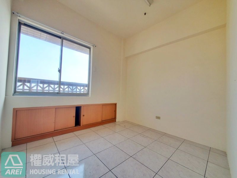 租補三房空屋∣前金幸福川∣皇家之戀景觀高樓