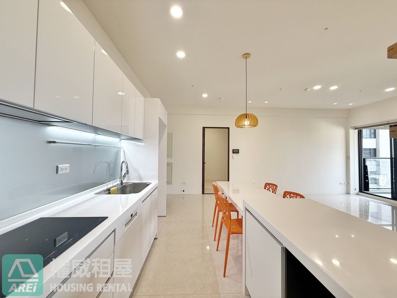 蓮池潭品味太普美術海雙主臥2+1房平車