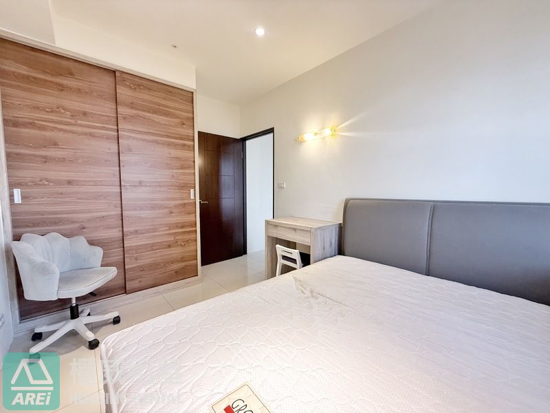 鹽埕埔MRT精品宅馥寓明亮大2房平車