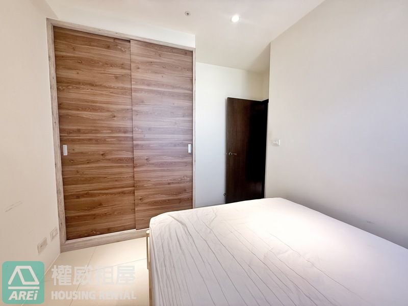 鹽埕埔MRT精品宅馥寓明亮大2房平車