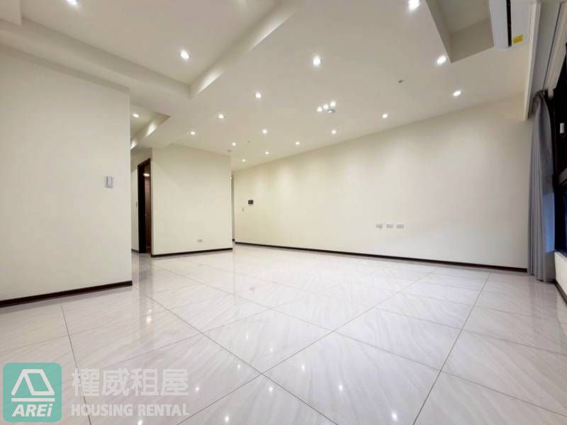 美術館特區| 美術白天鵝| 奢華景觀宅| 2+1房平車