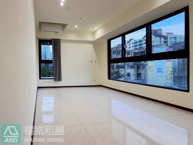 美術館特區| 美術白天鵝| 奢華景觀宅| 2+1房平車