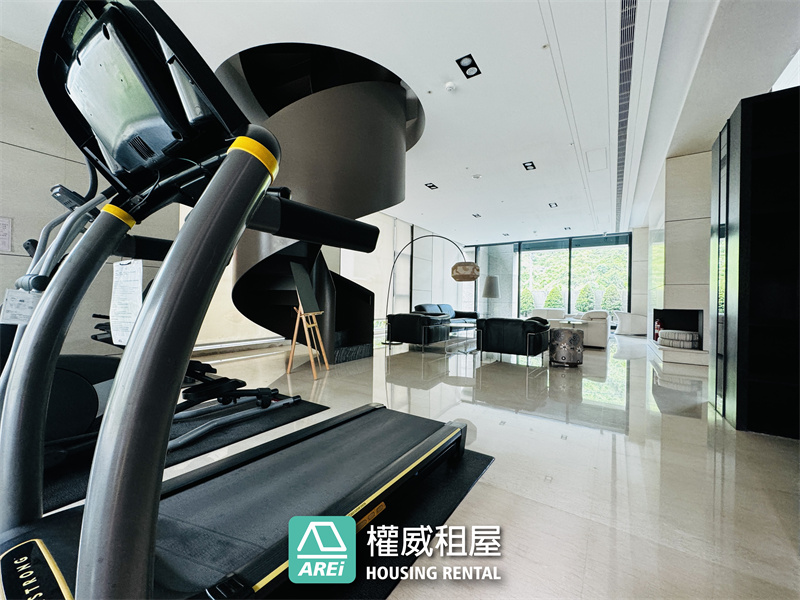 鼎峰見山面海大氣派三主臥雙平車