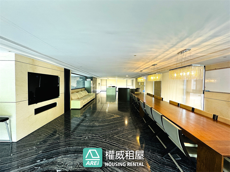 鼎峰見山面海大氣派三主臥雙平車