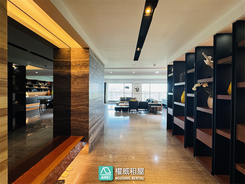 鼎峰見山面海大氣派三主臥雙平車