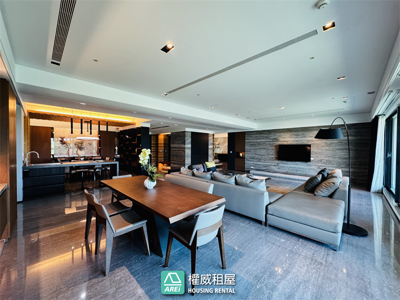 鼎峰見山面海大氣派三主臥雙平車