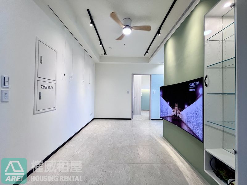 興富發博愛｜R12後驛熱河商圈｜高質感三房大平車